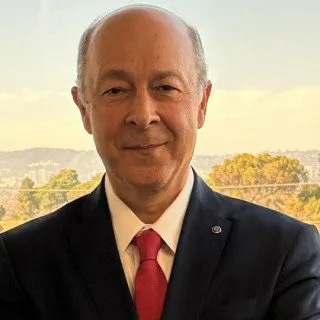 Ken K Behzadi